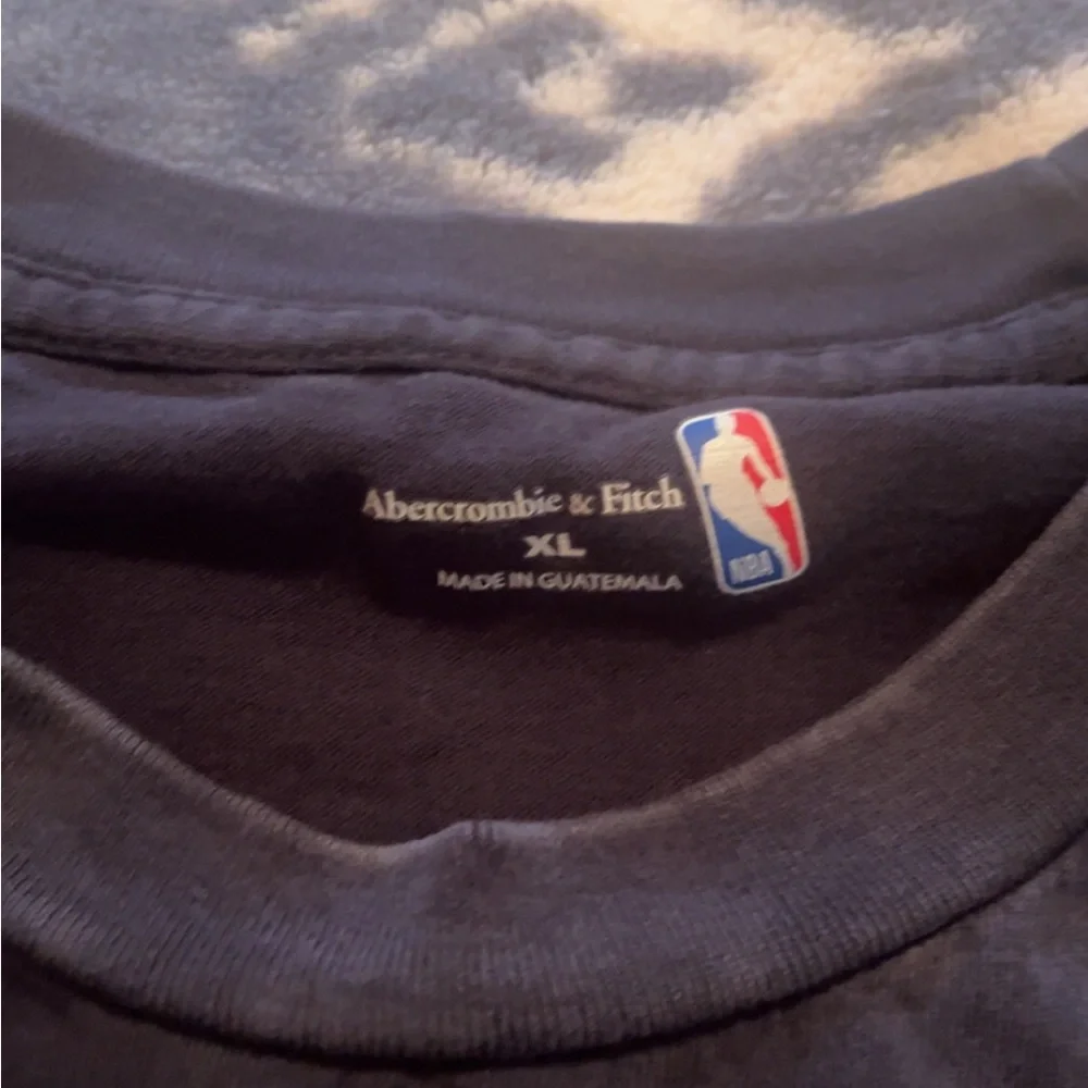 Warriors Basketball T-Shirt - Gray Men’s XL - Picture 2 of 4